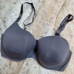 🆕 VS T-Shirt Lightly Lined Lace Demi Bra Victoria's Secret